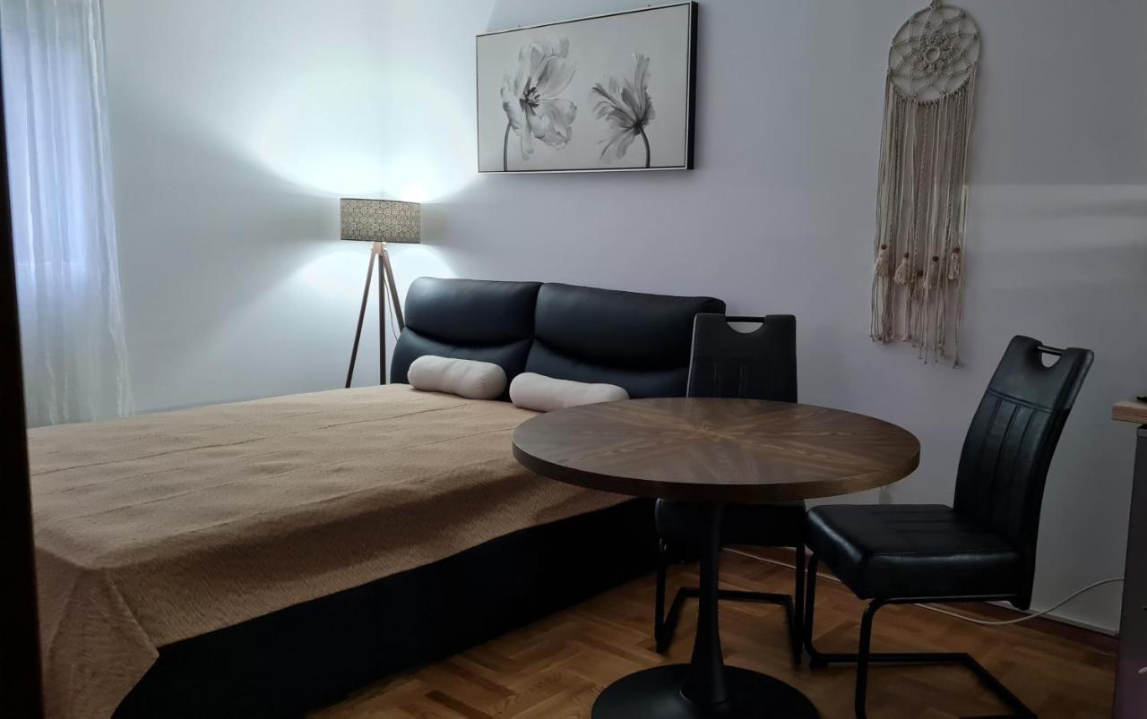 Apartman Tim Lux 1 Vrnjačka Banja Buitenkant foto